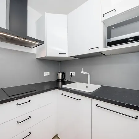 Apartments Gael Lopar